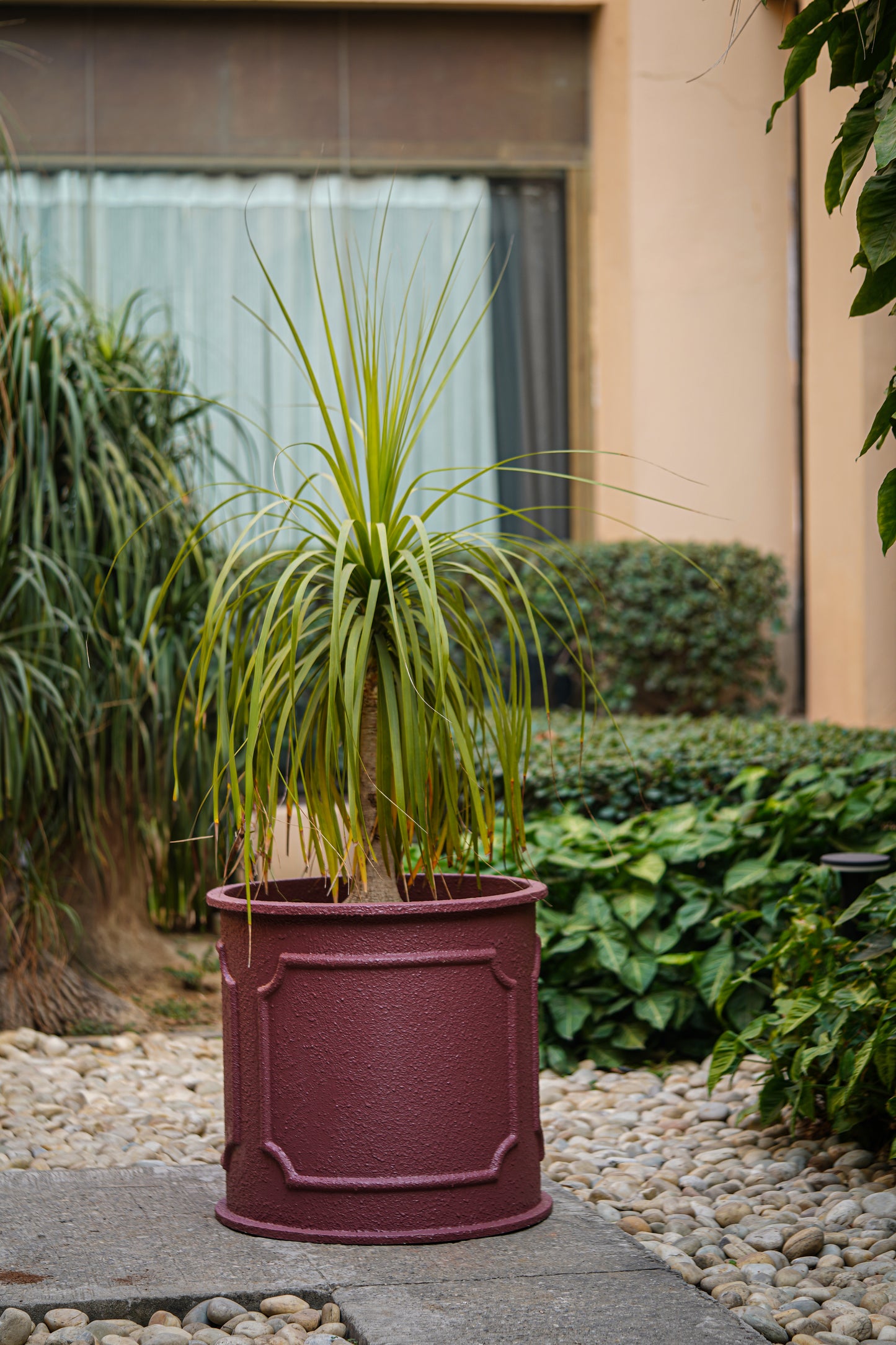 Ebony Fibre Planter